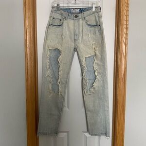One Teaspoon Heavily Distressed High Waist Awesome Baggies Size 27